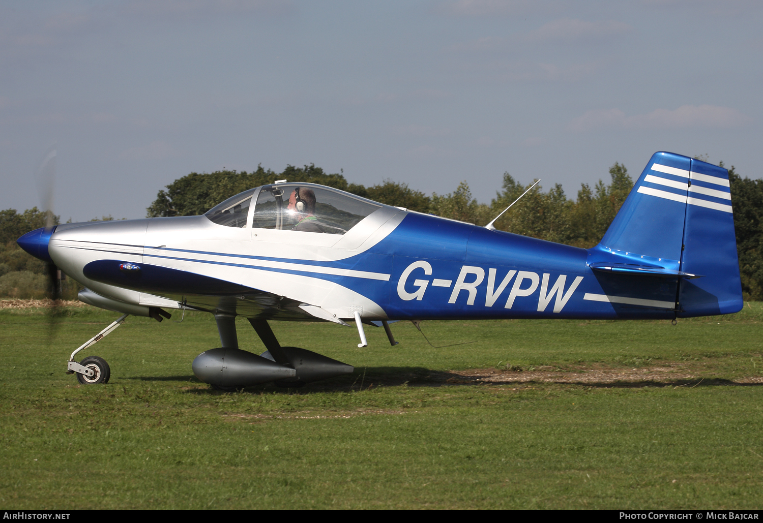 Aircraft Photo of G-RVPW | Van's RV-6A | AirHistory.net #85000