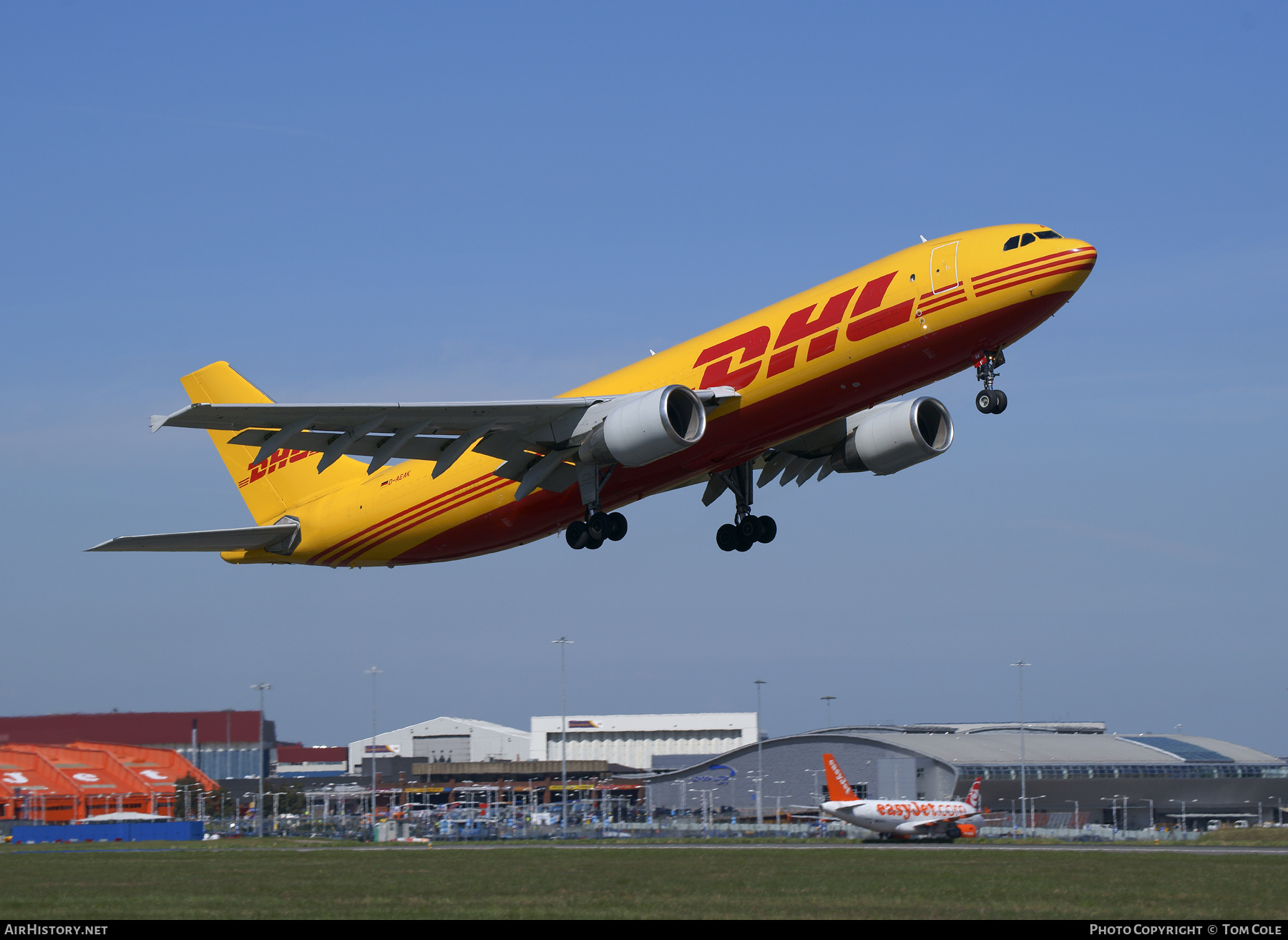 Aircraft Photo of D-AEAK | Airbus A300B4-622R | DHL International | AirHistory.net #85045