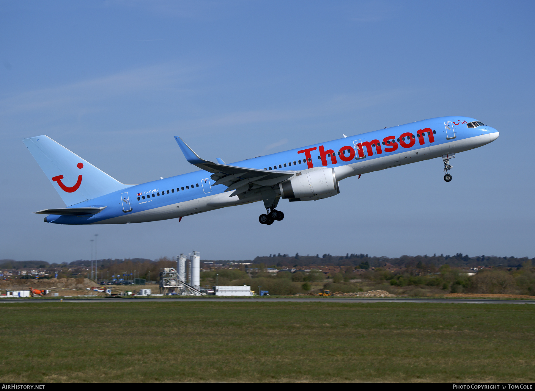 Aircraft Photo of G-CPEV | Boeing 757-236 | Thomson Airways | AirHistory.net #85052
