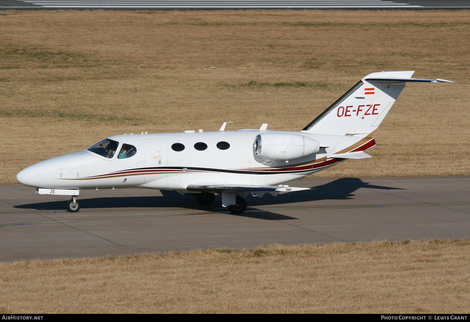 Aircraft Photo of OE-FZE | Cessna 510 Citation Mustang | AirHistory.net #85055