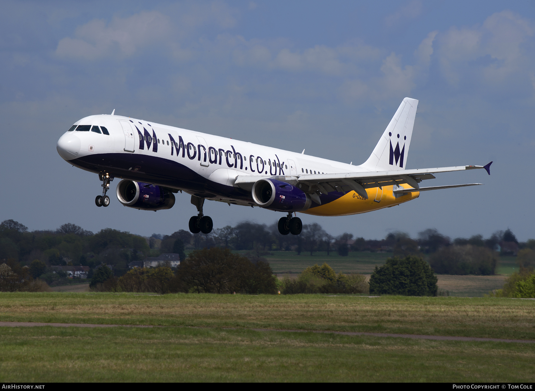 Aircraft Photo of G-OZBM | Airbus A321-231 | Monarch Airlines | AirHistory.net #85085