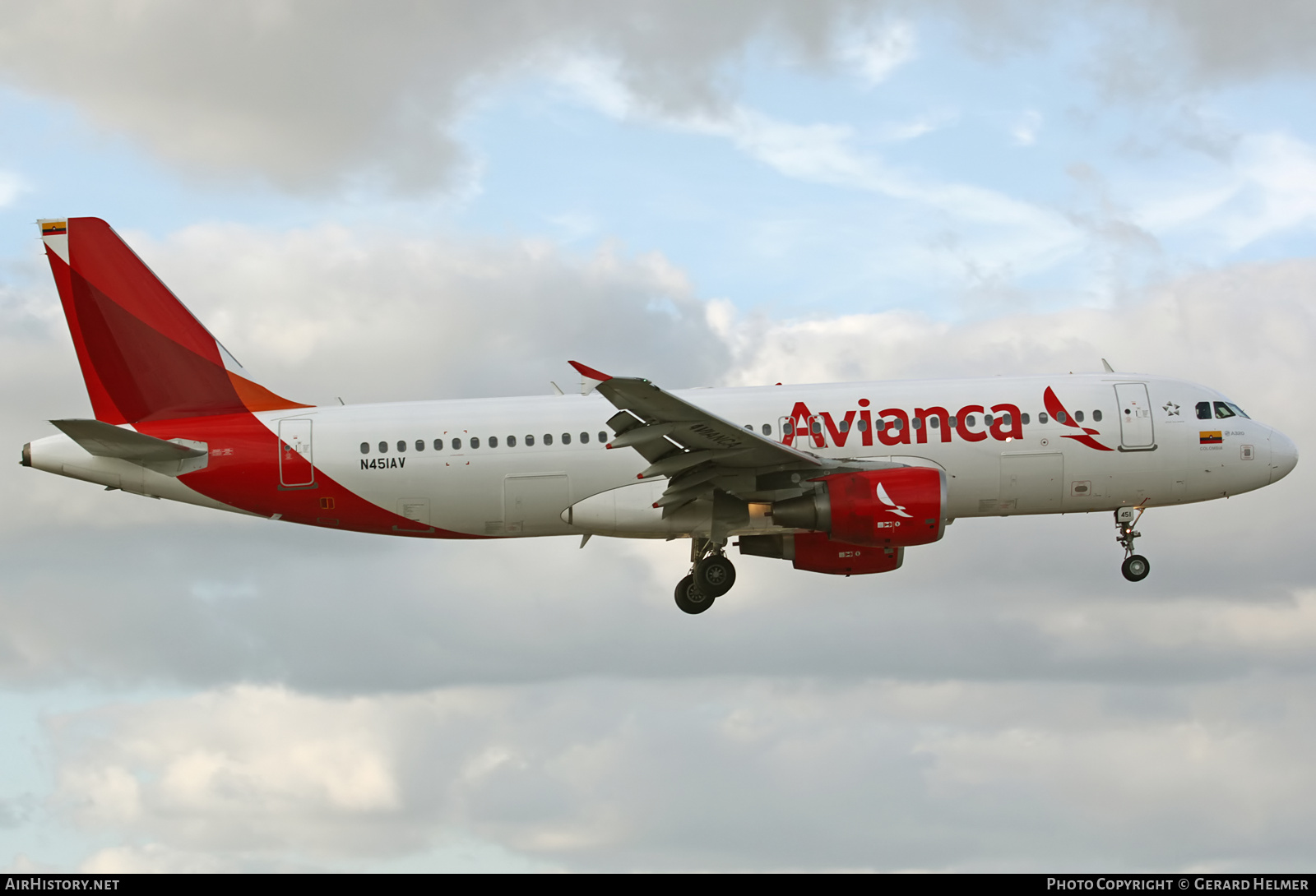Aircraft Photo of N451AV | Airbus A320-214 | Avianca | AirHistory.net #85160