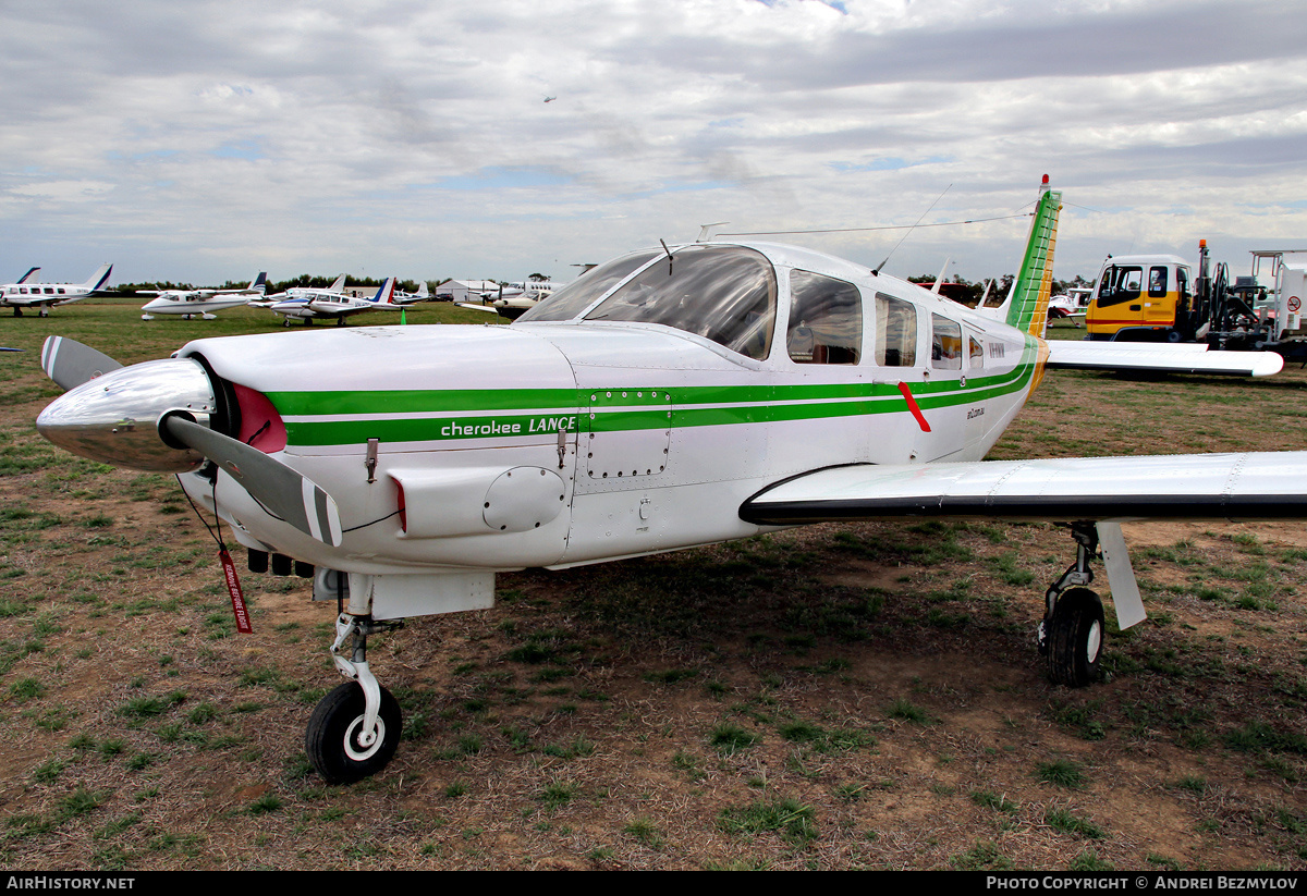 Aircraft Photo of VH-HMM | Piper PA-32R-300 Cherokee Lance | AirHistory.net #85184