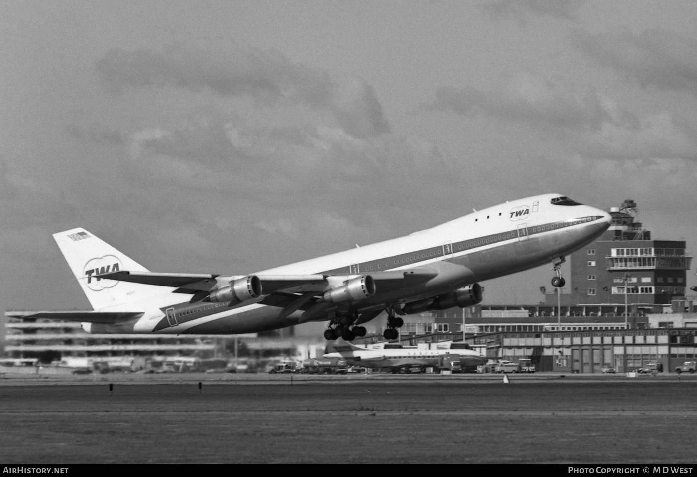 Aircraft Photo of N93107 | Boeing 747-131 | Trans World Airlines - TWA | AirHistory.net #85208