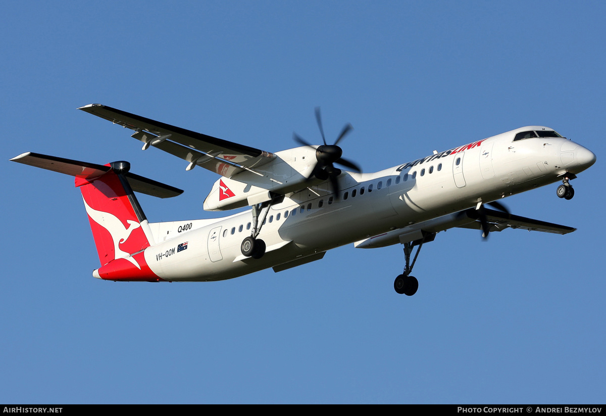 Aircraft Photo of VH-QOM | Bombardier DHC-8-402 Dash 8 | QantasLink | AirHistory.net #85230