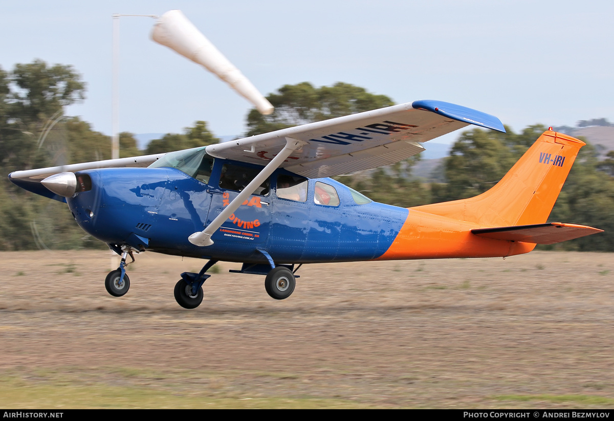 Aircraft Photo of VH-IRI | Cessna U206F Stationair | SA Skydiving | AirHistory.net #85534
