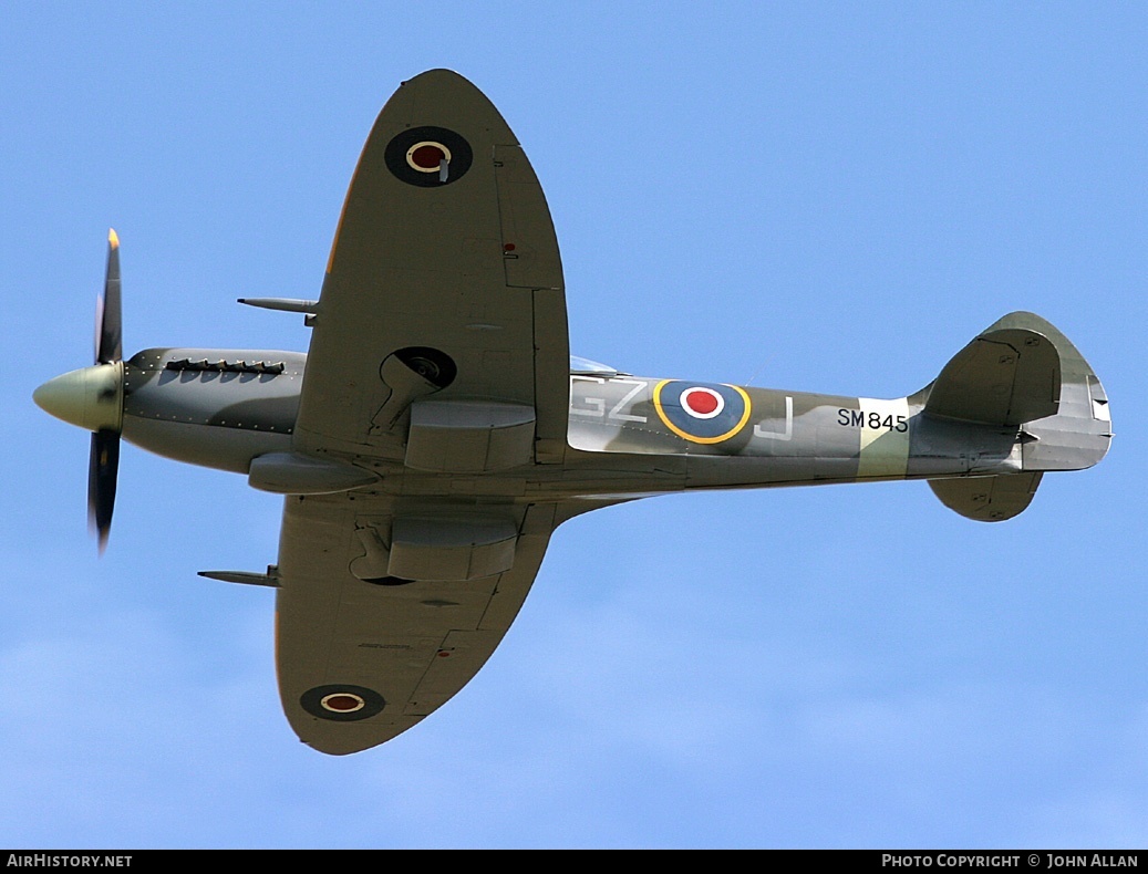 Aircraft Photo of G-BUOS / SM845 | Supermarine 394 Spitfire FR18E | UK - Air Force | AirHistory.net #85617