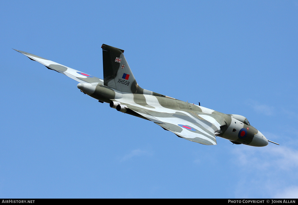 Aircraft Photo of G-VLCN / XH558 | Avro 698 Vulcan B.2 | UK - Air Force | AirHistory.net #85639