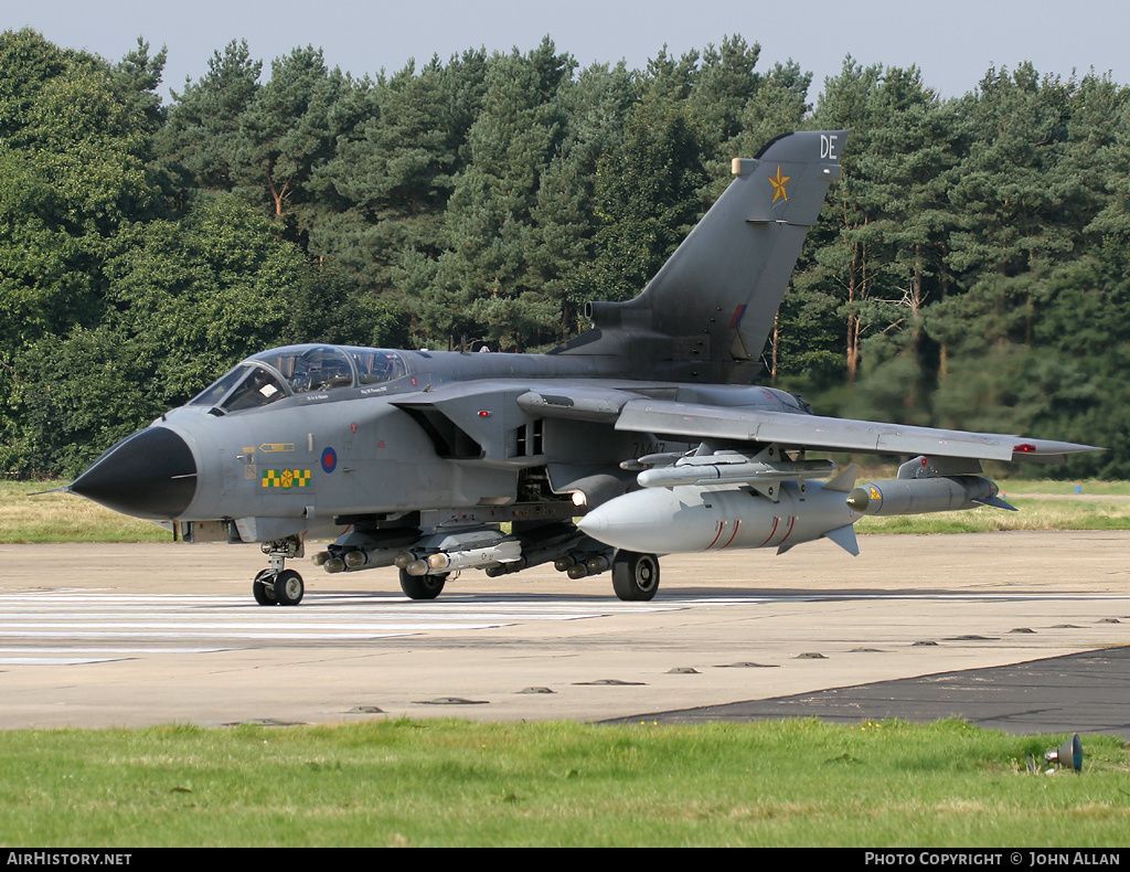 Aircraft Photo of ZA447 | Panavia Tornado GR4 | UK - Air Force | AirHistory.net #85653