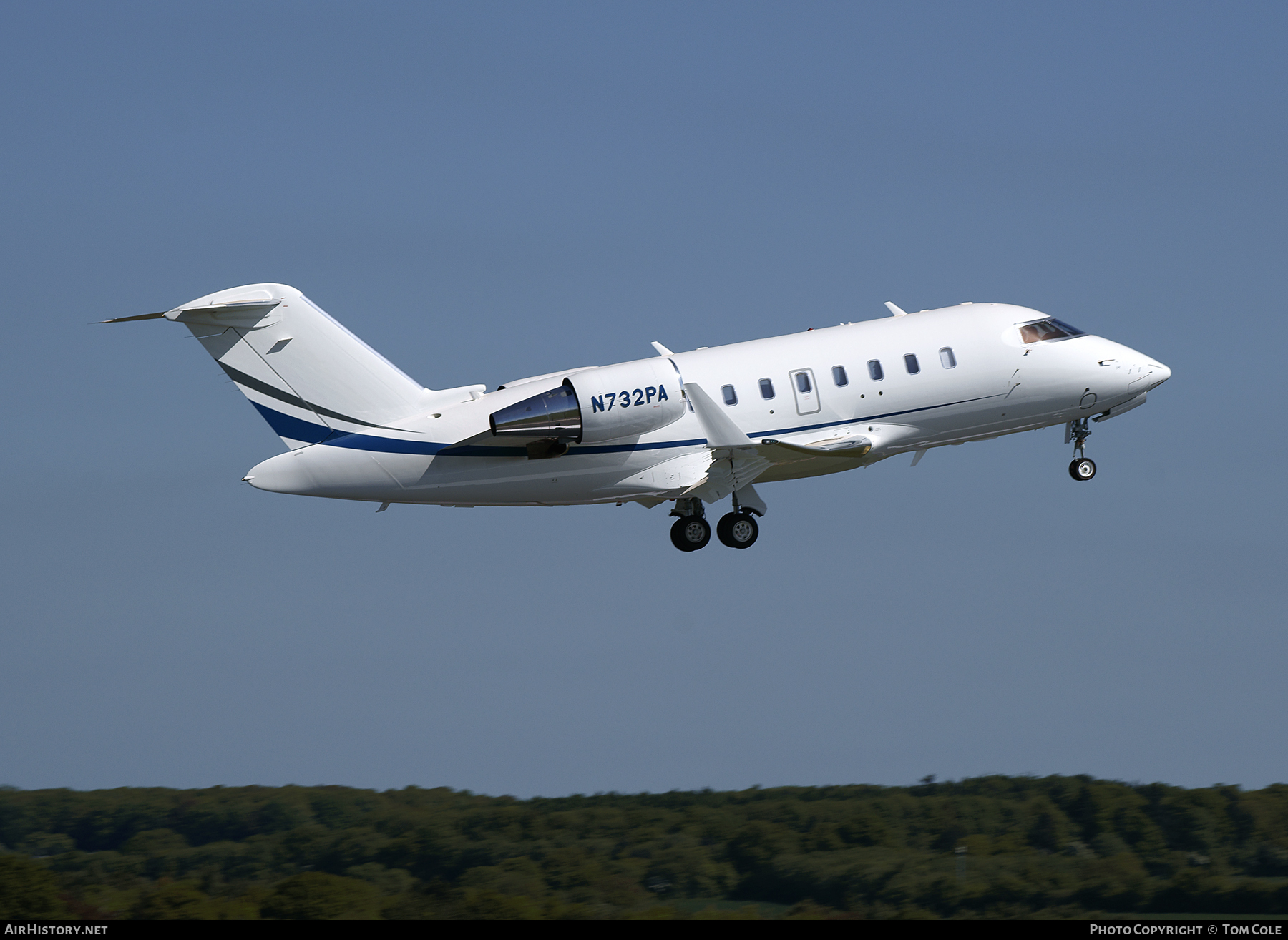 Aircraft Photo of N732PA | Bombardier Challenger 605 (CL-600-2B16) | AirHistory.net #85765