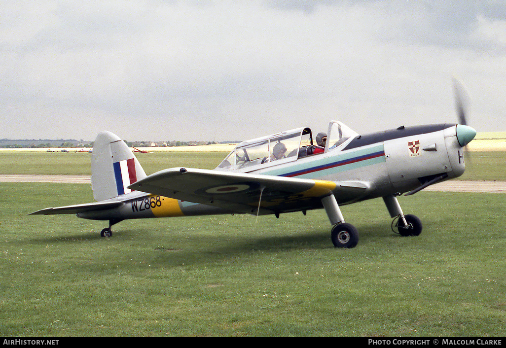 Aircraft Photo of G-BCIW / WZ868 | De Havilland DHC-1 Chipmunk Mk22 | UK - Air Force | AirHistory.net #85987