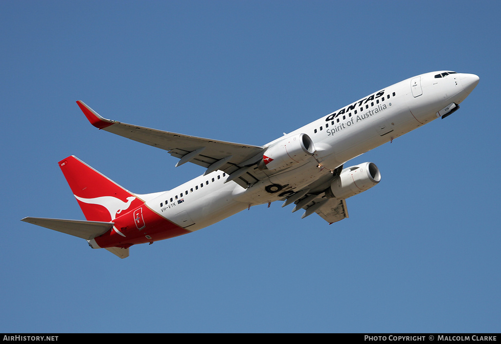 Aircraft Photo of VH-VYK | Boeing 737-838 | Qantas | AirHistory.net #86013