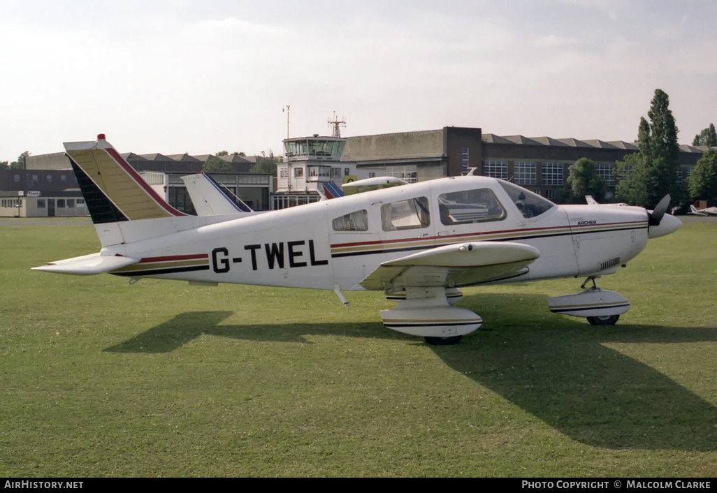 Aircraft Photo of G-TWEL | Piper PA-28-181 Archer II | AirHistory.net #86188