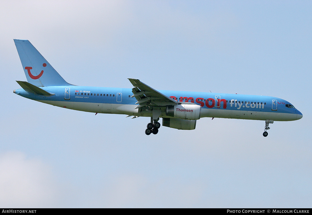 Aircraft Photo of G-BYAN | Boeing 757-204 | Thomsonfly | AirHistory.net #86212