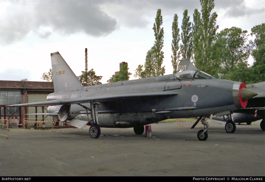 Aircraft Photo of XS899 | English Electric Lightning F6 | UK - Air Force | AirHistory.net #86418