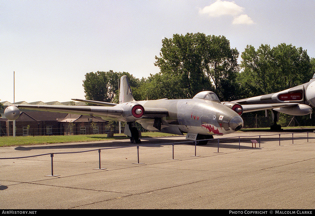 Aircraft Photo of WT346 | English Electric Canberra B(I)8 | UK - Air Force | AirHistory.net #86427