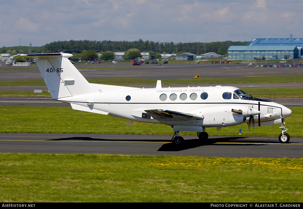 Aircraft Photo of 84-0165 / 40165 | Beech C-12U-3 Huron (B200C) | USA - Army | AirHistory.net #86903