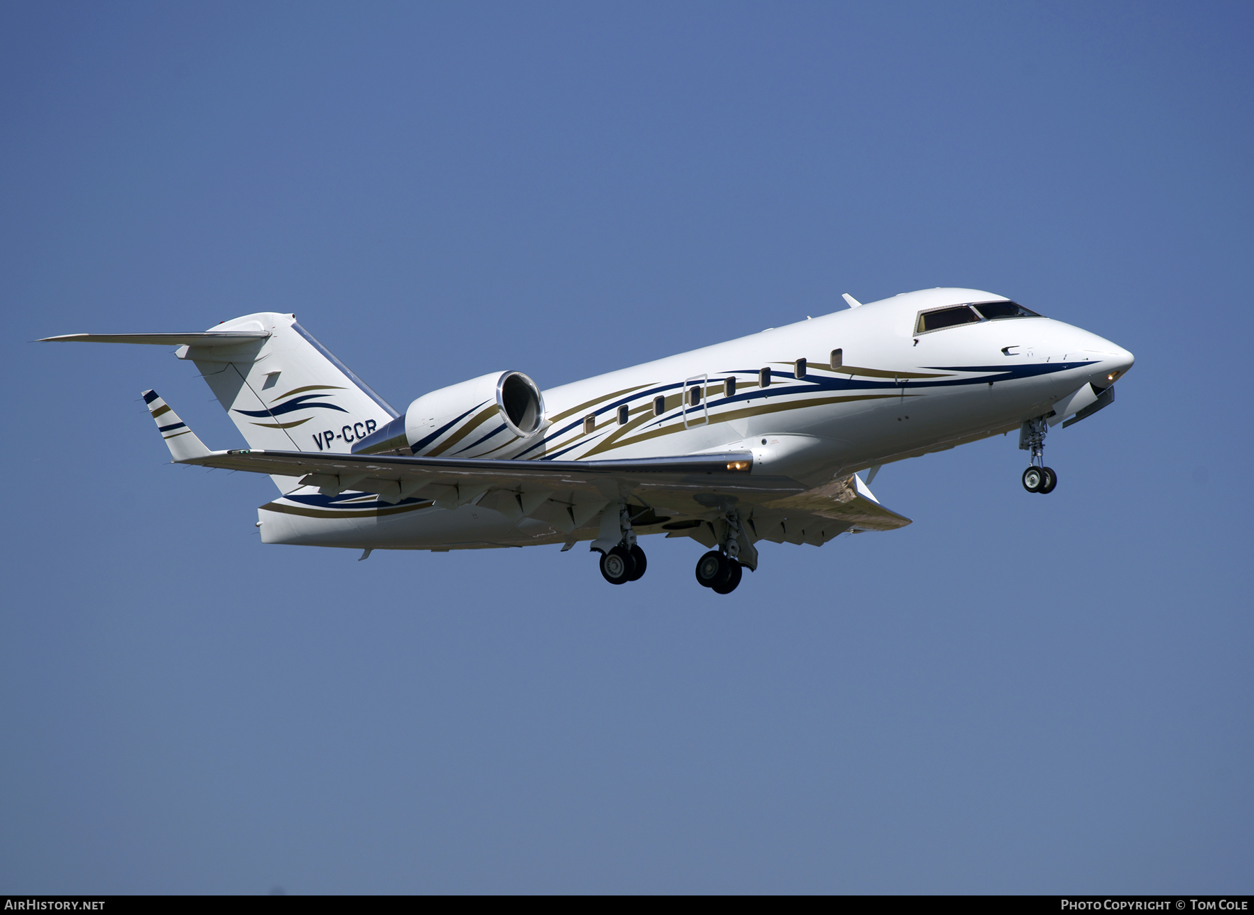 Aircraft Photo of VP-CCR | Canadair Challenger 601-3A (CL-600-2B16) | AirHistory.net #87004