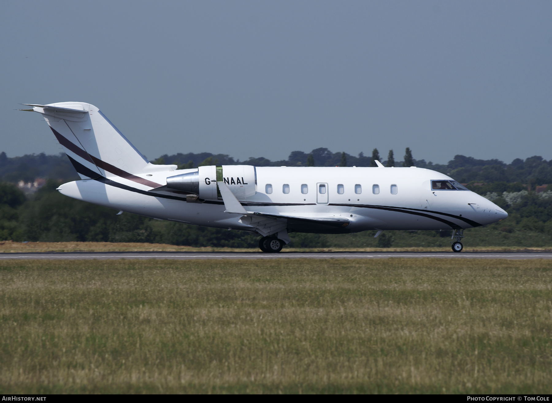 Aircraft Photo of G-NAAL | Bombardier Challenger 605 (CL-600-2B16) | AirHistory.net #87010