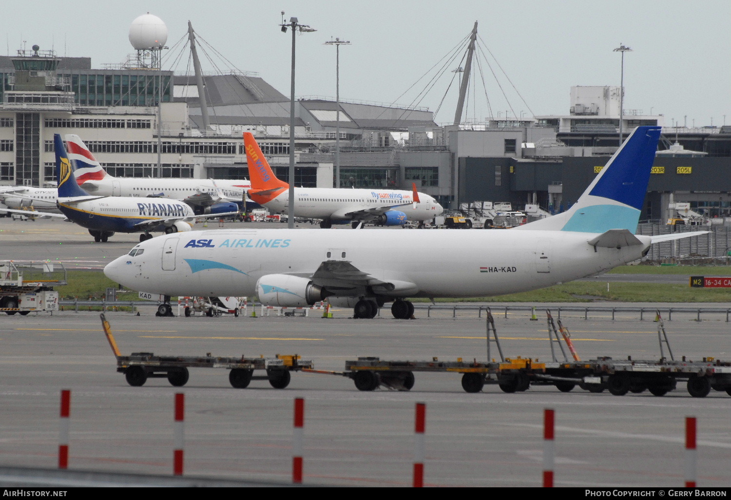 Aircraft Photo of HA-KAD | Boeing 737-4Y0(SF) | ASL Airlines | AirHistory.net #87051