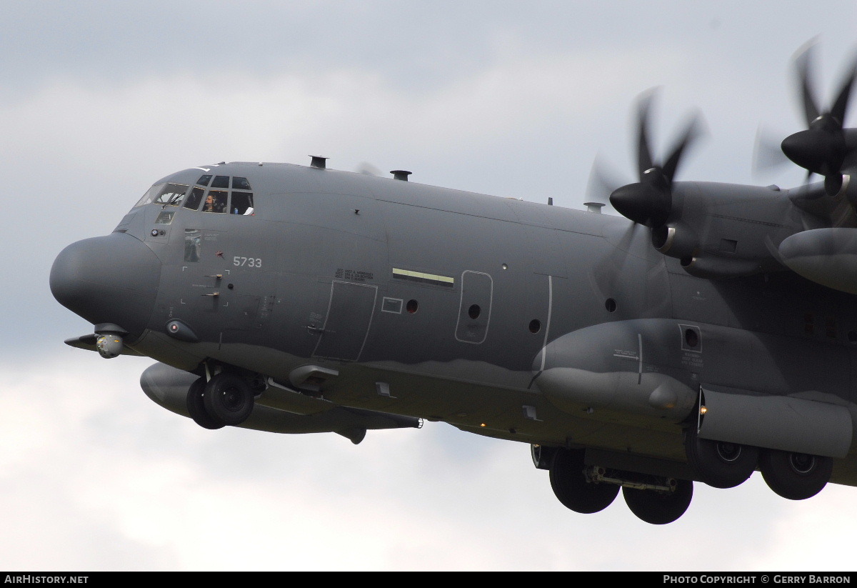 Aircraft Photo of 11-5733 / 15733 | Lockheed Martin MC-130J Hercules (L-382) | USA - Air Force | AirHistory.net #87115