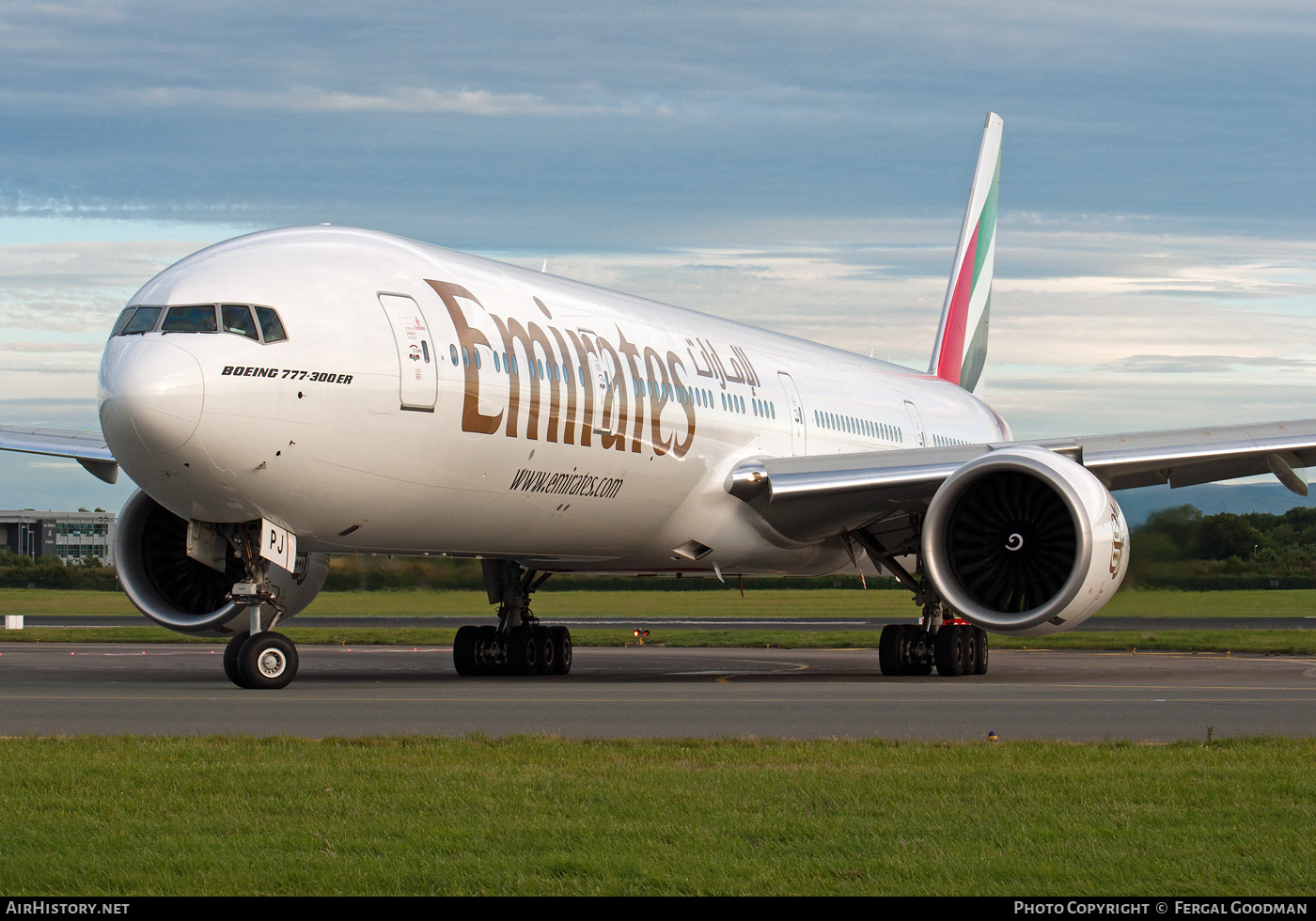 Aircraft Photo of A6-EPJ | Boeing 777-31H/ER | Emirates | AirHistory.net #87117
