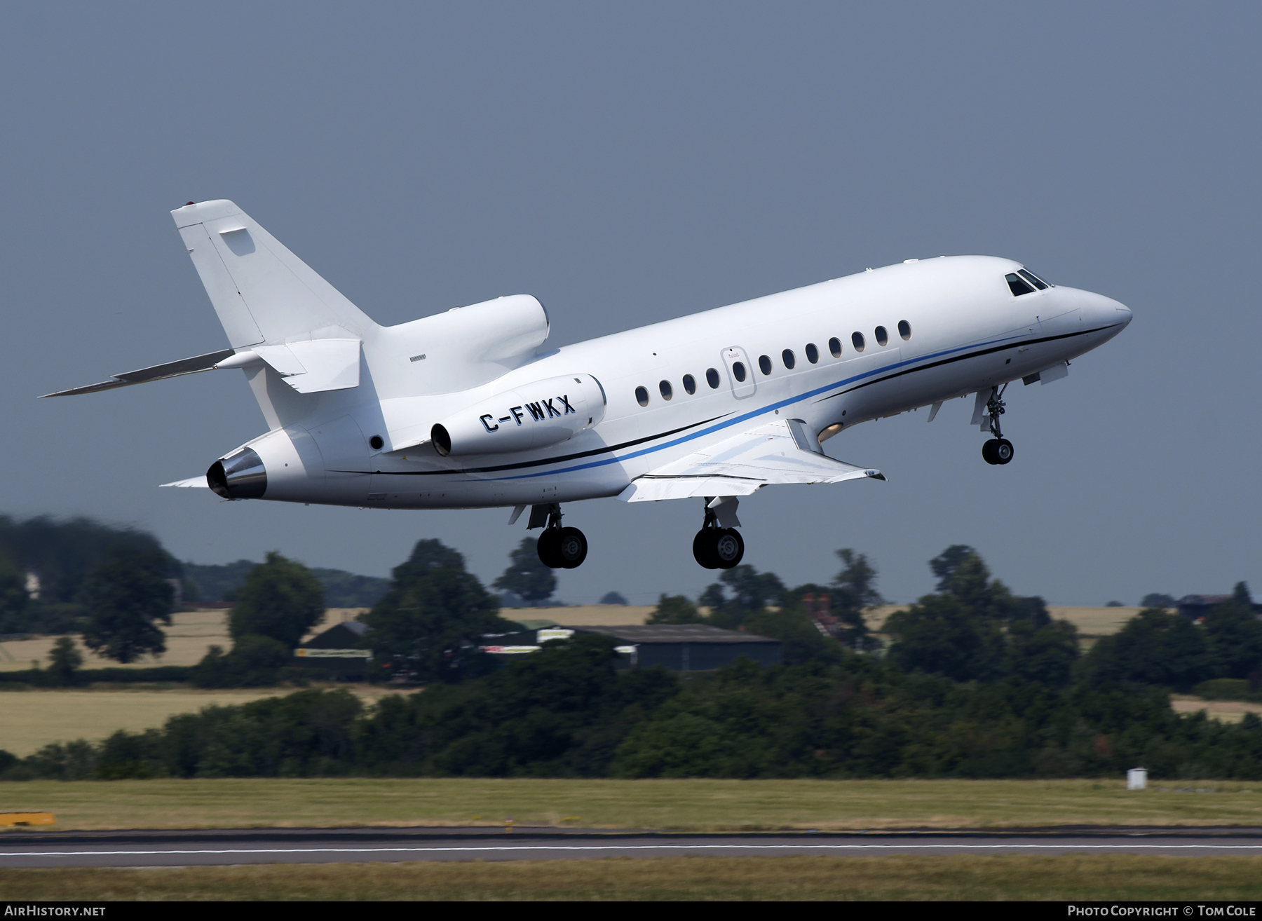 Aircraft Photo of C-FWKX | Dassault Falcon 900B | AirHistory.net #87145