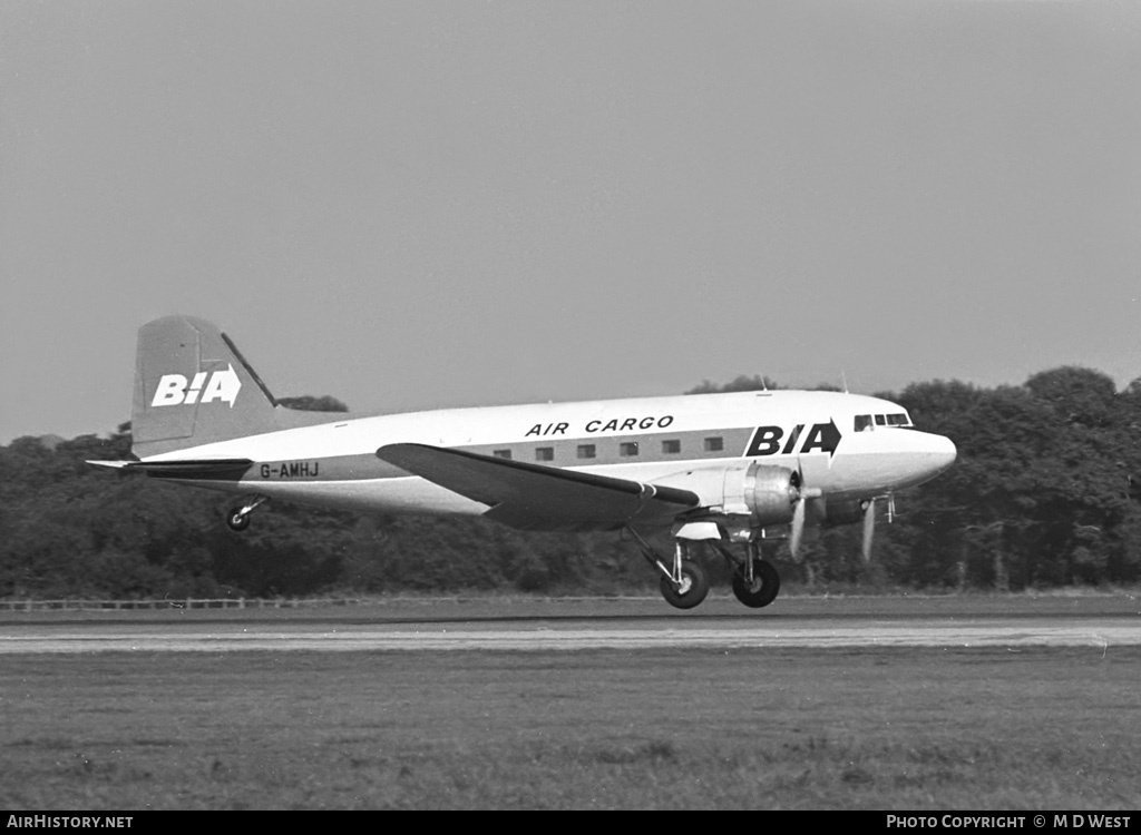Aircraft Photo of G-AMHJ | Douglas C-47A Skytrain | British Island Airways - BIA Air Cargo | AirHistory.net #87236