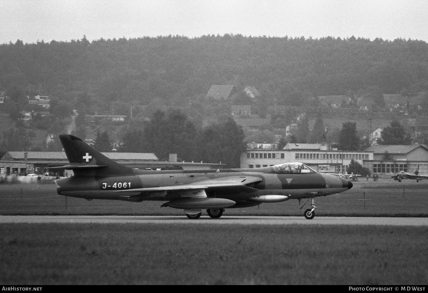Aircraft Photo of J-4061 | Hawker Hunter F58 | Switzerland - Air Force | AirHistory.net #87259