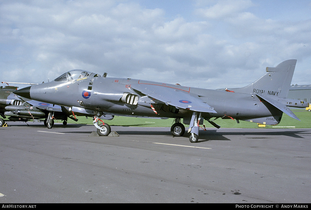 Aircraft Photo of ZD582 | British Aerospace Sea Harrier FRS1 | UK - Navy | AirHistory.net #87619