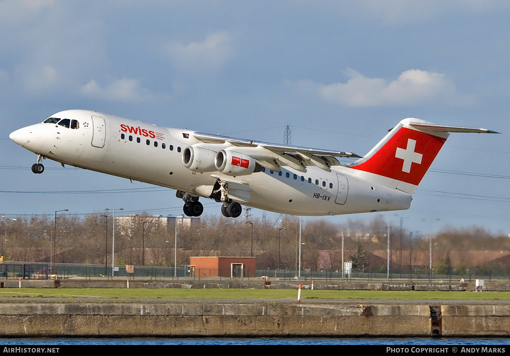 Aircraft Photo of HB-IXV | British Aerospace Avro 146-RJ100 | Swiss International Air Lines | AirHistory.net #87643