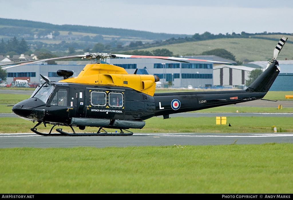 Aircraft Photo of ZJ241 | Bell 412EP Griffin HT1 | UK - Air Force | AirHistory.net #87685