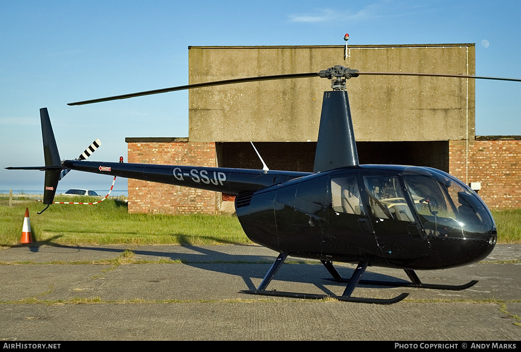 Aircraft Photo of G-SSJP | Robinson R-44 Clipper II | AirHistory.net #87720