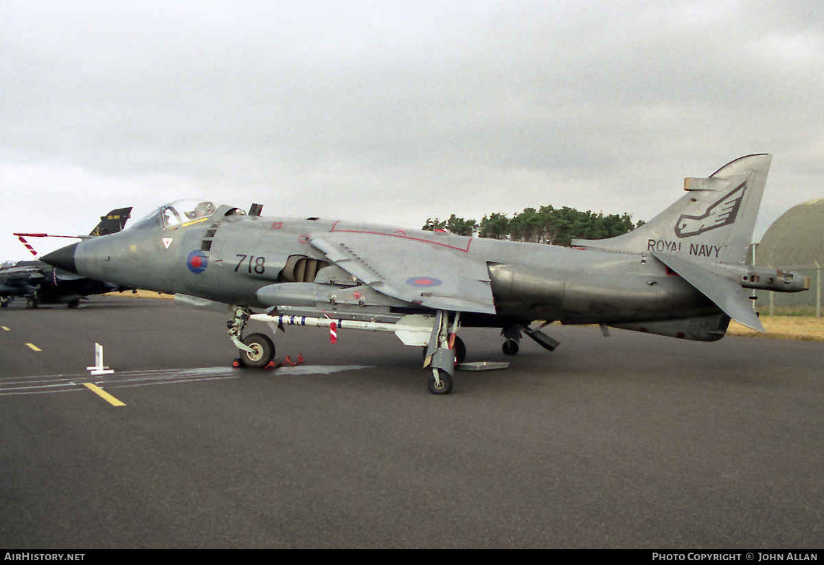 Aircraft Photo of ZD581 | British Aerospace Sea Harrier FRS1 | UK - Navy | AirHistory.net #87992