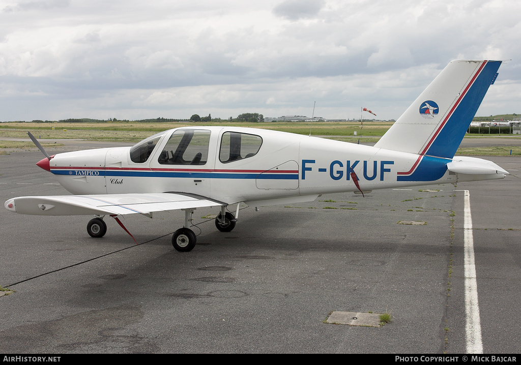 Aircraft Photo of F-GKUF | Socata TB-9C Tampico Club | AirHistory.net #88076