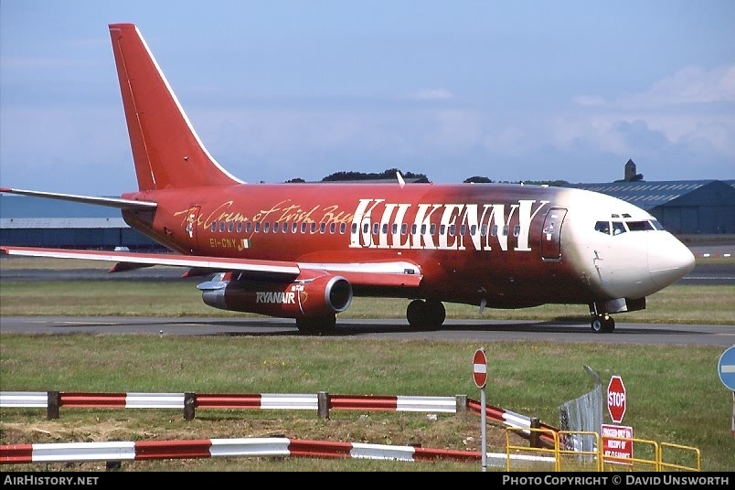 Aircraft Photo of EI-CNY | Boeing 737-230/Adv | Ryanair | AirHistory.net #88249