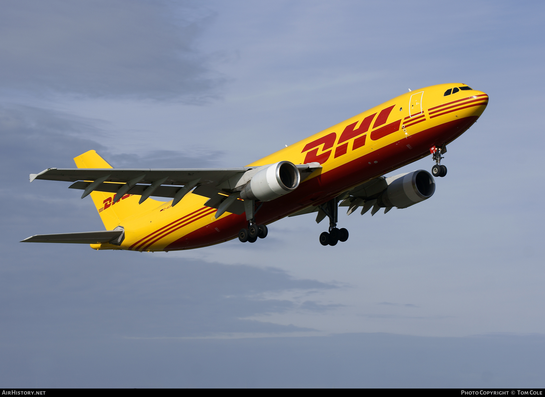 Aircraft Photo of D-AEAN | Airbus A300B4-622R(F) | DHL International | AirHistory.net #88320