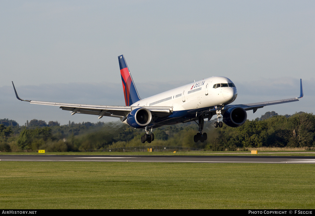 Aircraft Photo of N710TW | Boeing 757-2Q8 | Delta Air Lines | AirHistory.net #88321