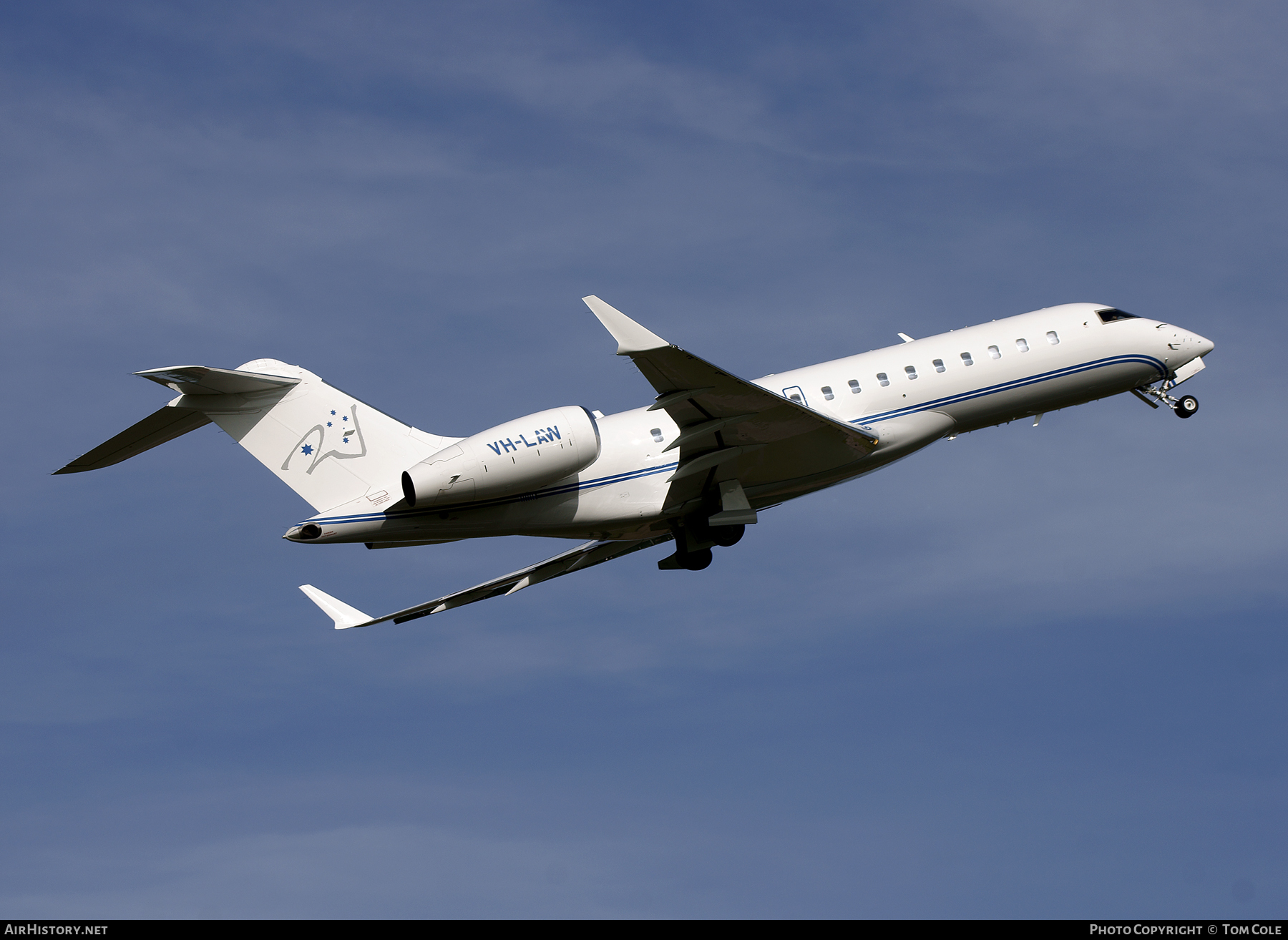 Aircraft Photo of VH-LAW | Bombardier Global Express (BD-700-1A10) | AirHistory.net #88345