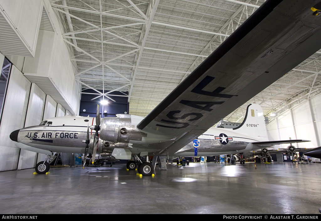 Aircraft Photo of 42-72724 / 0-72724 | Douglas C-54D Skymaster | USA - Air Force | AirHistory.net #88654