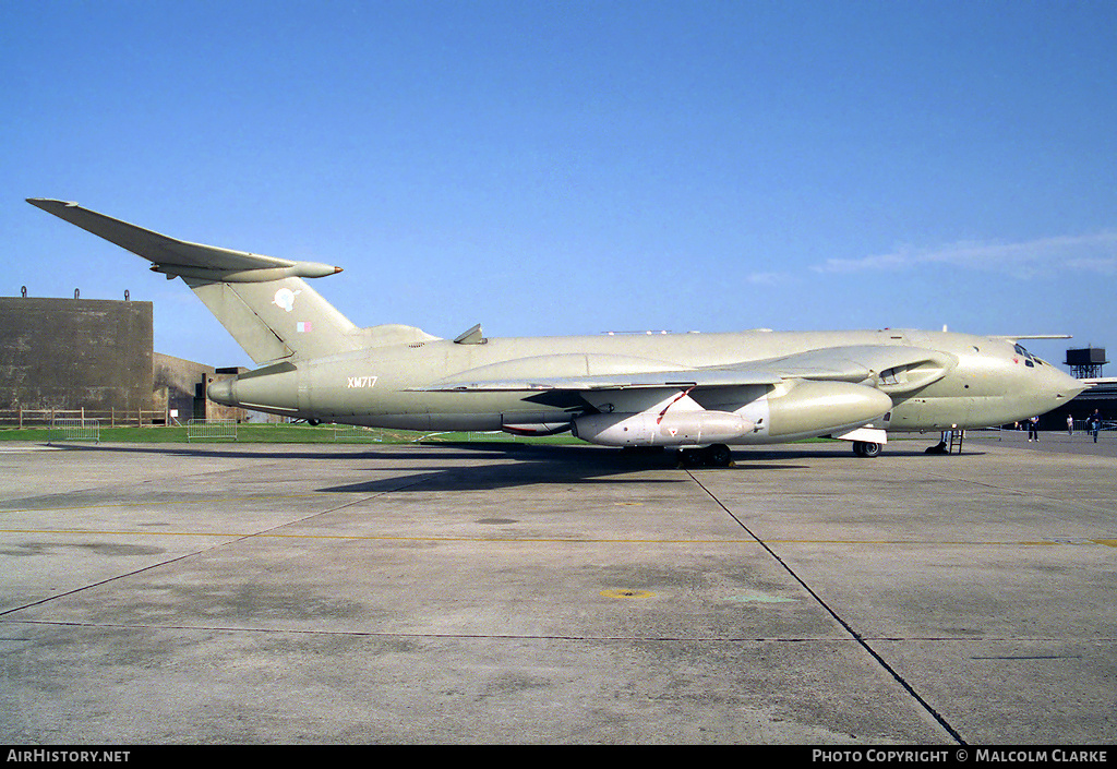 Aircraft Photo of XM717 | Handley Page HP-80 Victor K2 | UK - Air Force | AirHistory.net #88782