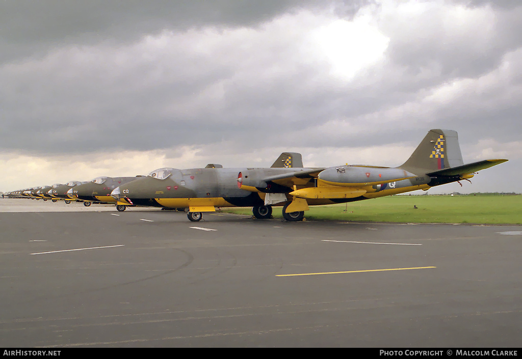 Aircraft Photo of WK118 | English Electric Canberra TT18 | UK - Air Force | AirHistory.net #88834