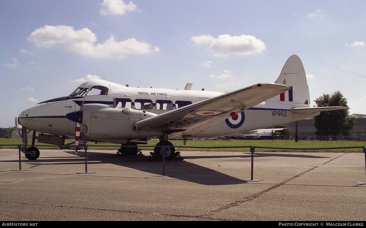 Aircraft Photo of VP952 | De Havilland D.H. 104 Devon C2/2 | UK - Air Force | AirHistory.net #88968