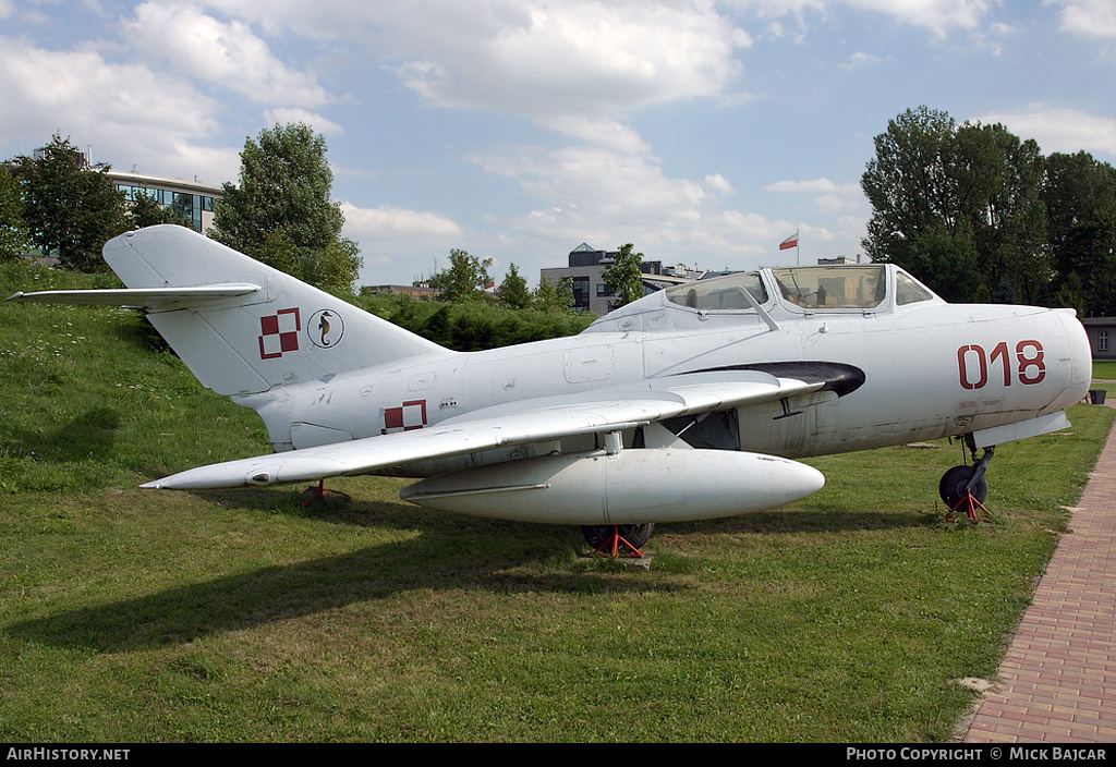 Aircraft Photo of 018 | PZL-Mielec SBLim-2M (MiG-15UTI) | Poland - Air Force | AirHistory.net #89022