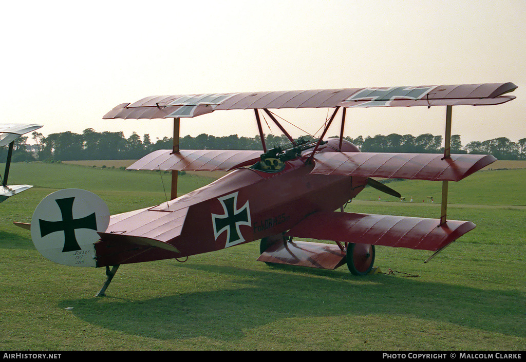 Aircraft Photo of G-BEFR / 425/17 | Fokker Dr.1 (replica) | Germany - Air Force | AirHistory.net #89117