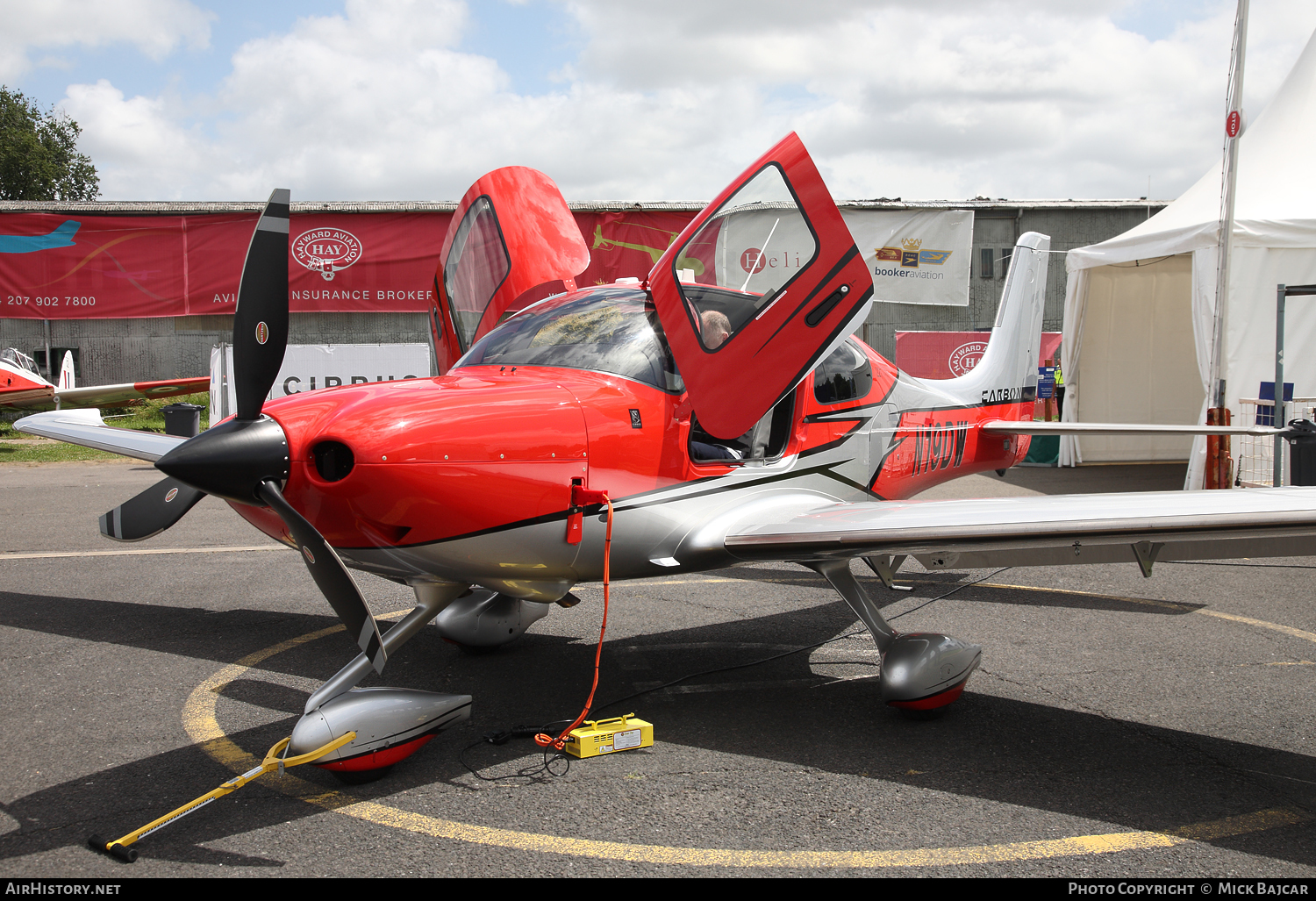 Aircraft Photo of N19DW | Cirrus SR-22T G6-GTS Carbon | AirHistory.net #89331