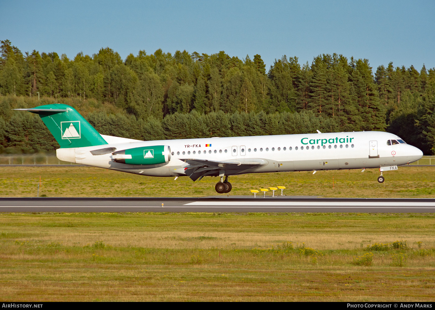 Aircraft Photo of YR-FKA | Fokker 100 (F28-0100) | Carpatair | AirHistory.net #89410