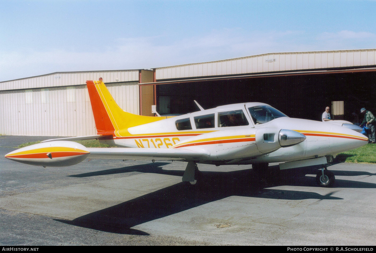 Aircraft Photo of N7126G | Piper PA-30 Twin Comanche | AirHistory.net #89485