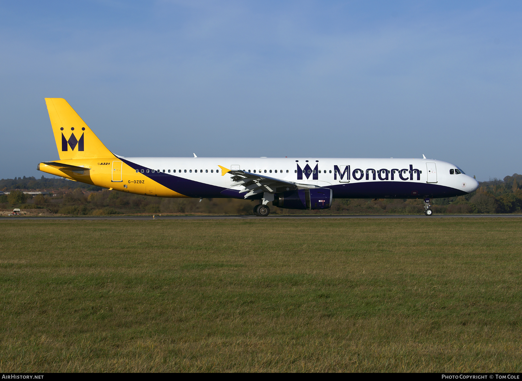 Aircraft Photo of G-OZBZ | Airbus A321-213 | Monarch Airlines | AirHistory.net #89563