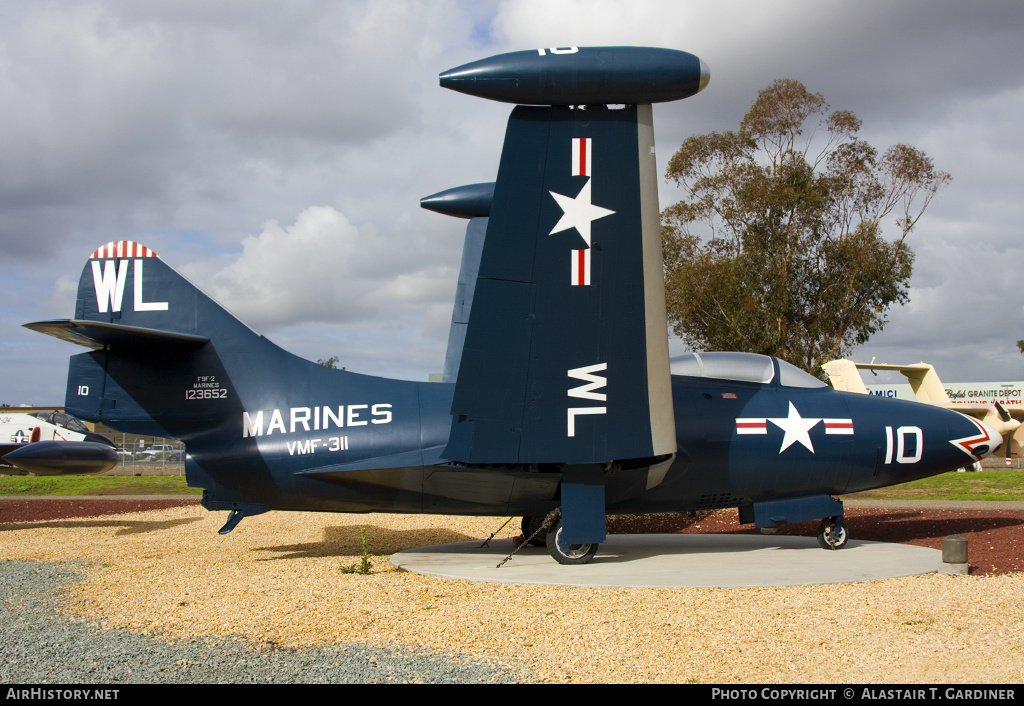 Aircraft Photo of 123652 | Grumman F9F-2 Panther | USA - Marines | AirHistory.net #89608